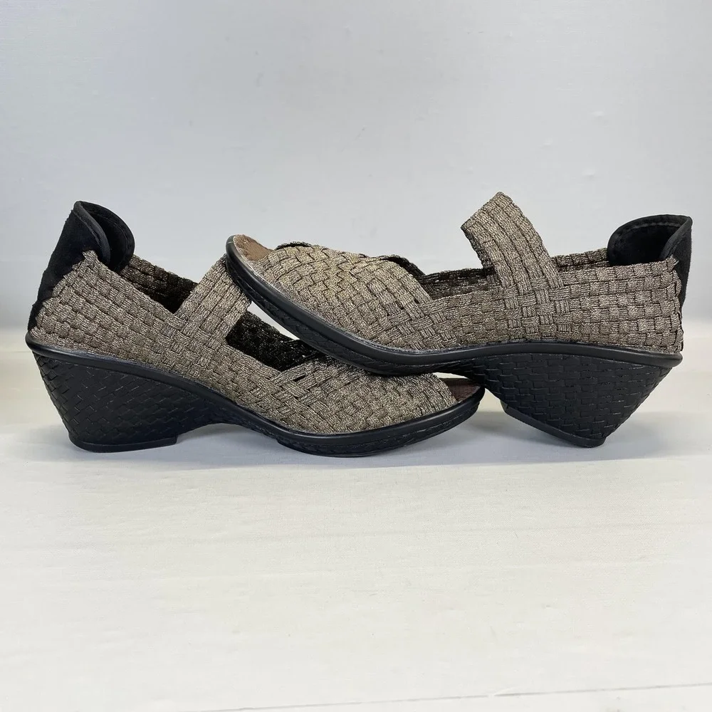Bernie Mev Wedge Sandals Womens Size 8.5 Brown Woven Slip On Comfort Shoes
